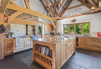 The traditional style kitchen will prove a real pleasure to whip up any feast.