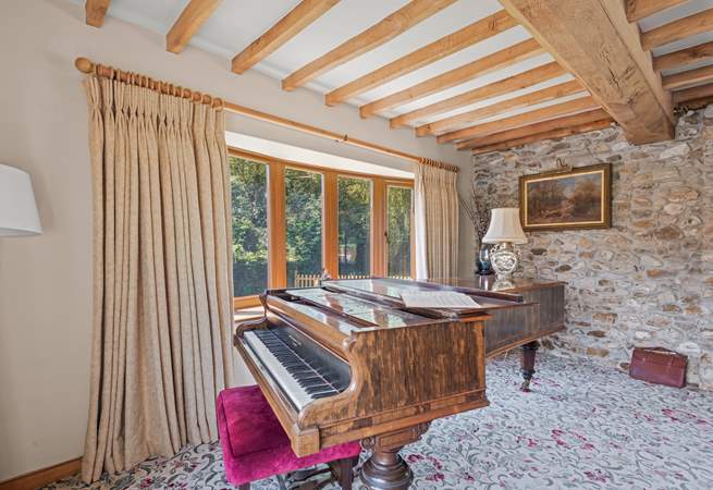 What a treat for the piano players of the party.