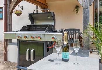 Barbecuing has never been so enjoyable in this beautiful spot.