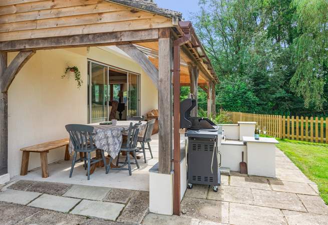The fabulous covered verandah area provides a great space whatever the weather. 