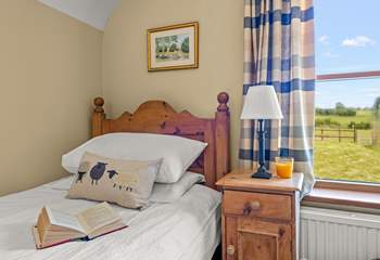 Super cosy bedroom 2.