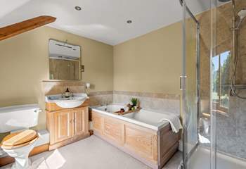 The en suite to bedroom 1 is exceptionally spacious.