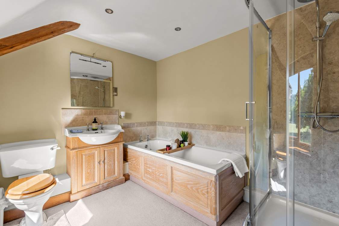 The en suite to bedroom 1 is exceptionally spacious.