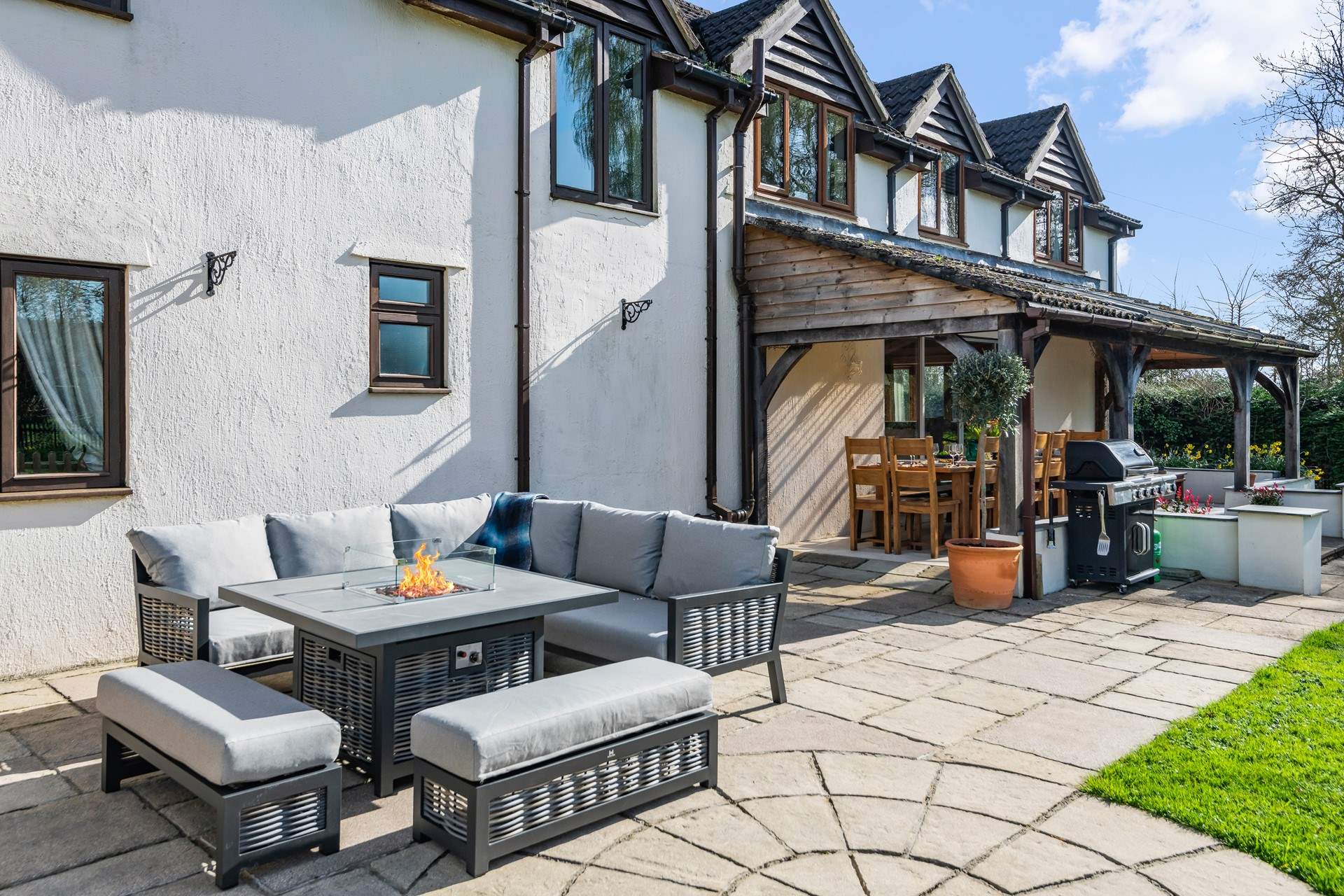 Soaking up the sun in this beautiful fully enclosed area is the perfect way to spend the day.