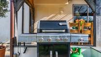 Barbecuing has never been so enjoyable in this beautiful spot.