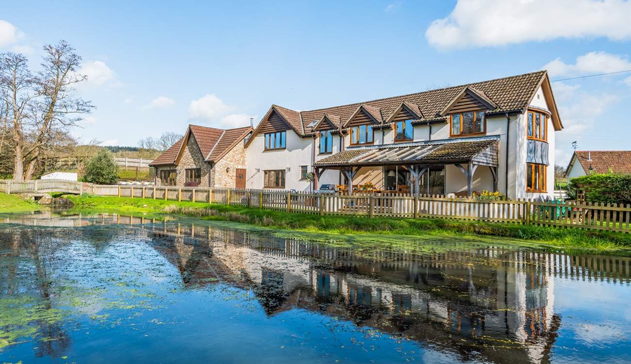 Welcome to the stunning grounds of Lexhayne Mill. What a magical location!