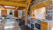 The workspace is endless - chefs will enjoy cooking up any feast this fabulous kitchen.