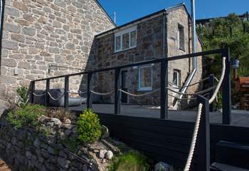 So much outdoor space to enjoy here, take care on the steps leading to the cottage, they can be steep, please use the handrail.