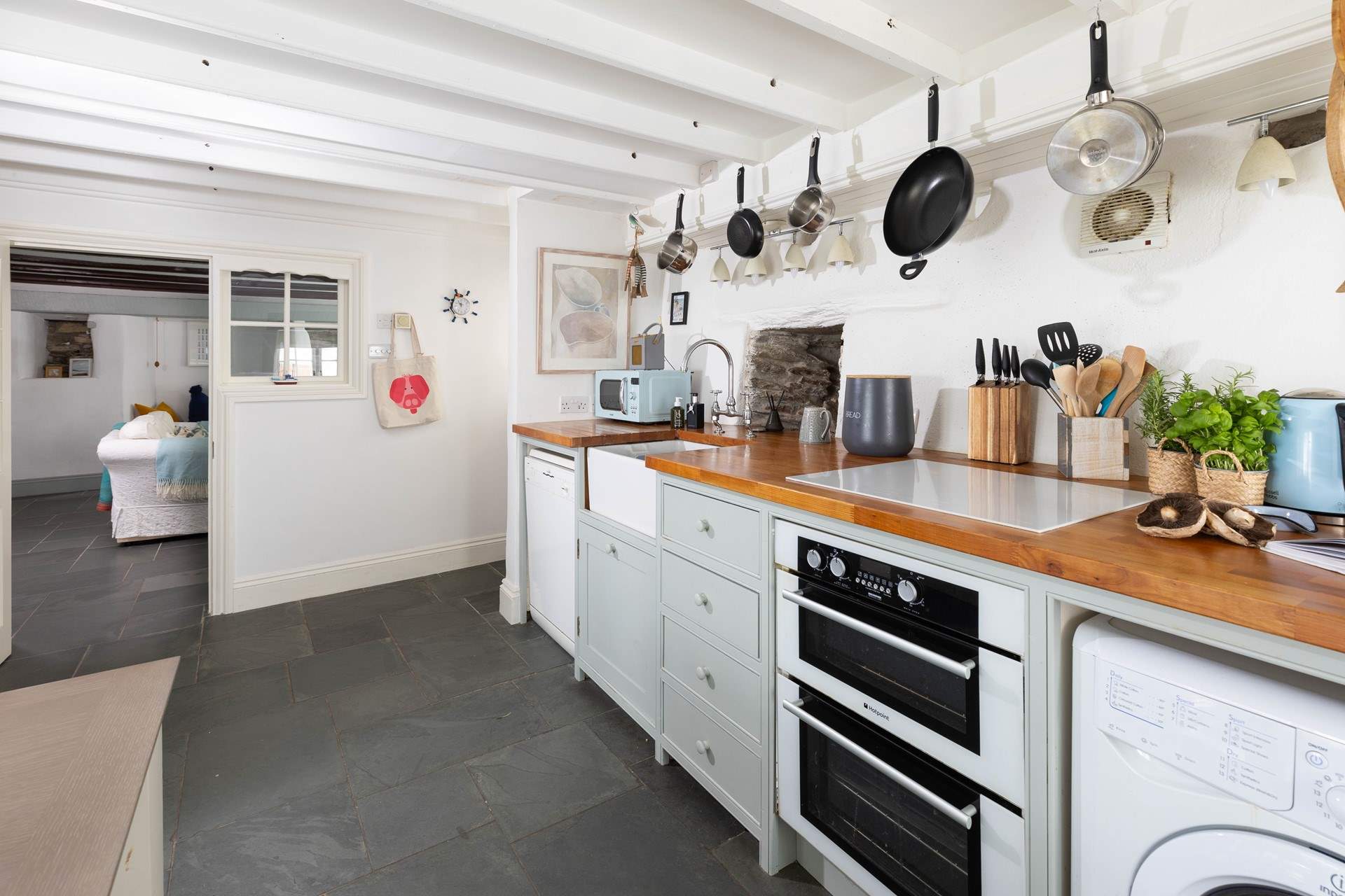 The kitchen has all the equipment you'll need to cook a holiday meal. 