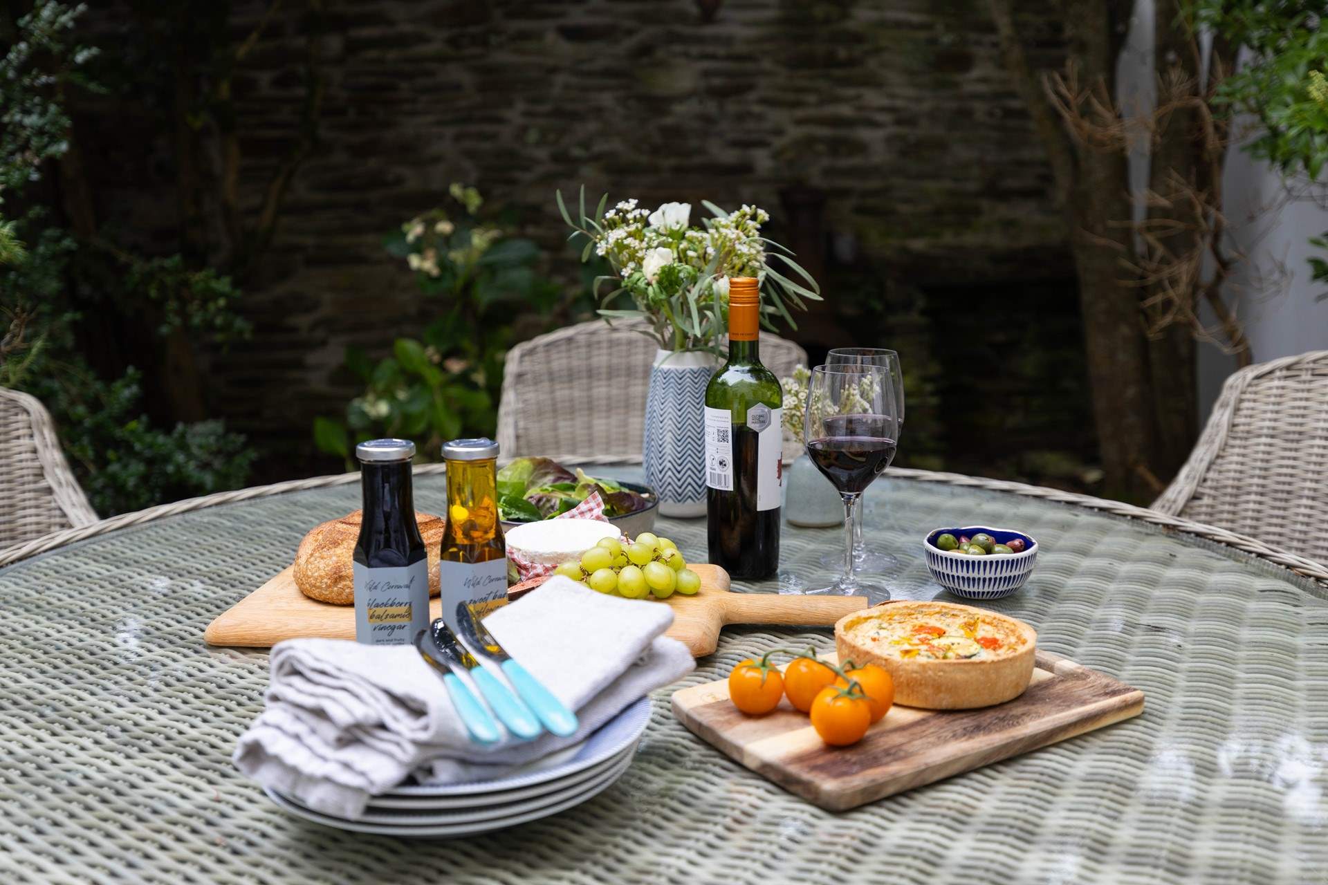 Holiday treats al fresco!