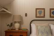 Such style in this pretty cottage.