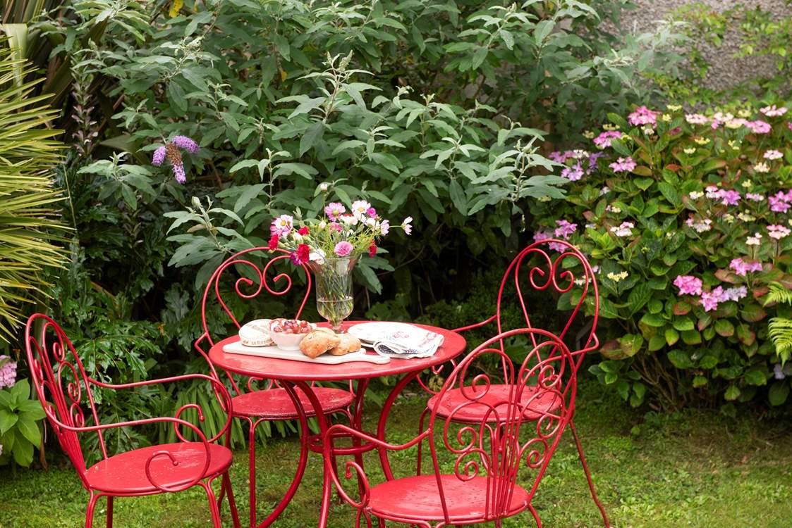 Enjoy a light lunch in the beautiful garden.