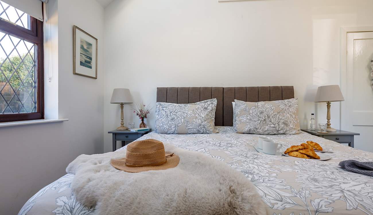 Bedroom 1 has a 'zip and link' bed giving you the choice of either a super-king double or twin beds. 