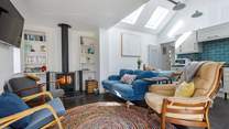 Chat about the adventures of the day in the cosy living space. Willow Cottage is the ideal getaway at any time of year.