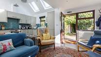 Easy access to the fabulous garden. 