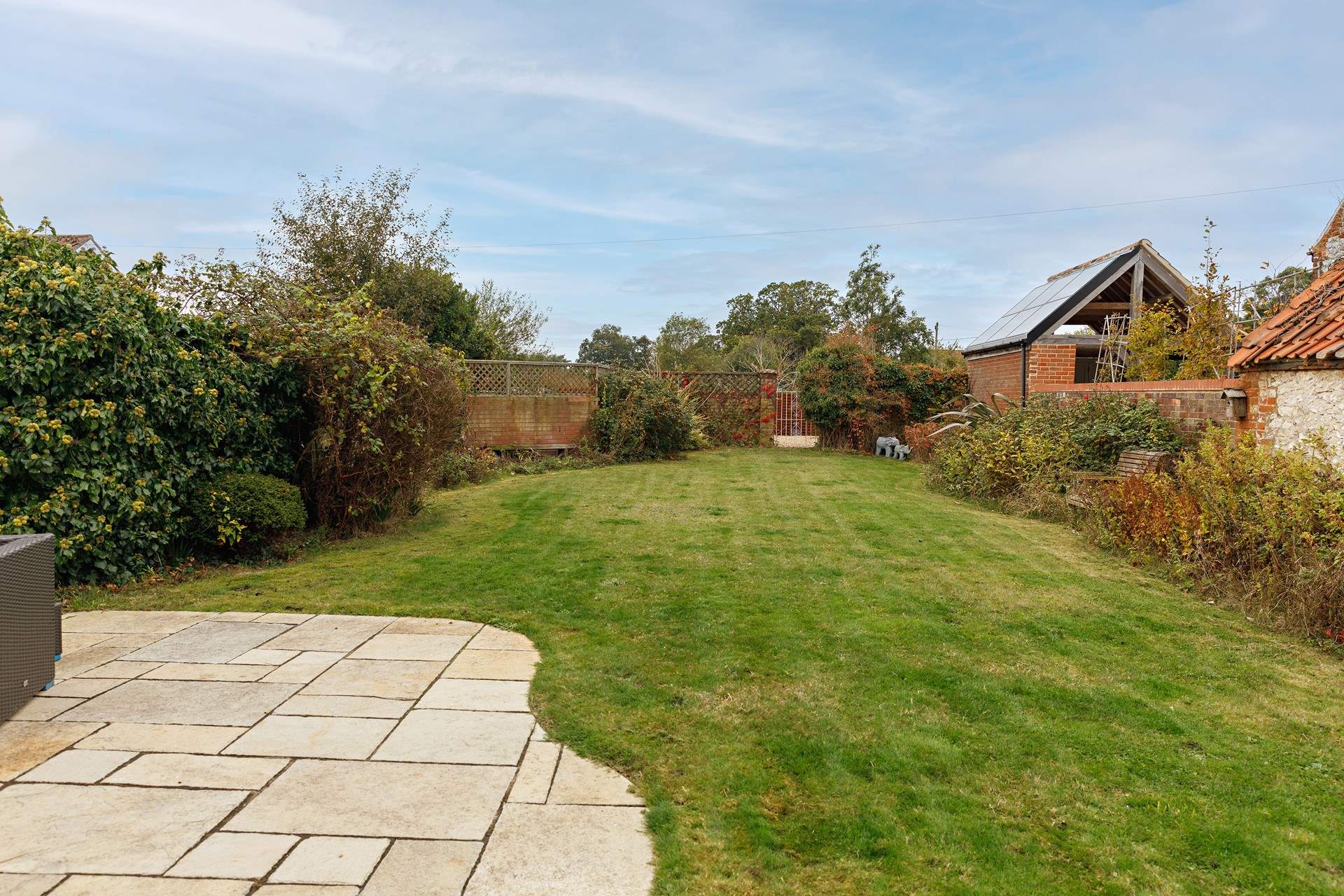 Oodles of space for everyone in the garden. 