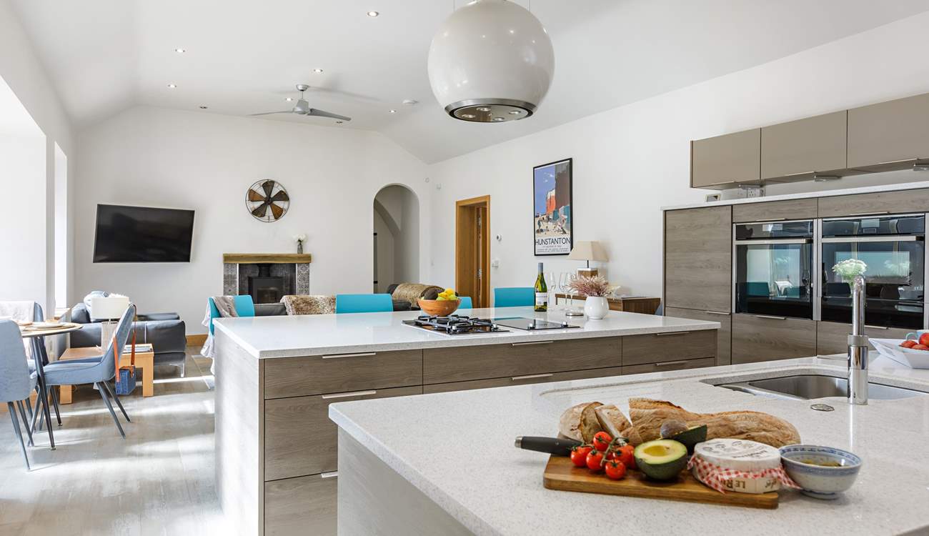 Welcome to your stylish ground floor holiday apartment. 