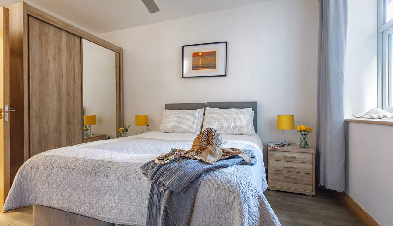 Both bedrooms are en suite and have 'zip and link' beds for flexibility.