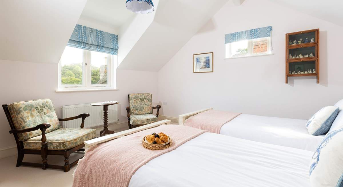 This bedroom overlooks the creek too, see if you can spot a kingfisher or a heron (bedroom 3). 