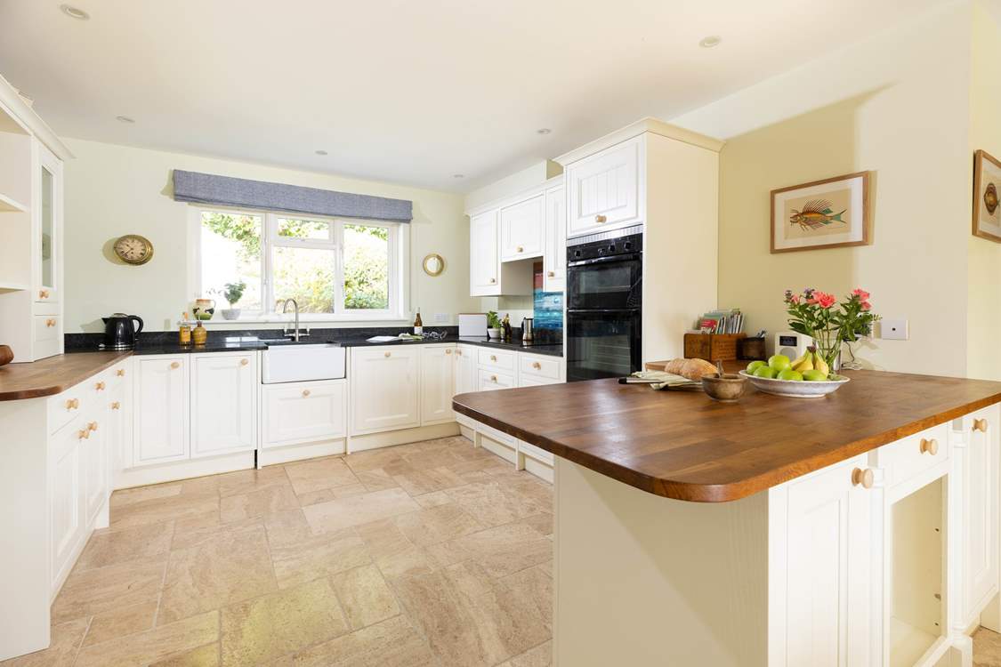What a great space to prep your tasty holiday treats.