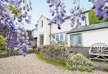 Condurro House is quite magnificent, semi-detached to a pretty thatched cottage. 