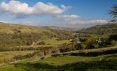 Views down the Dale from Nettlebed.  - Thumbnail Image