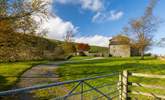 There is a large garden at Nettlebed. - Thumbnail Image