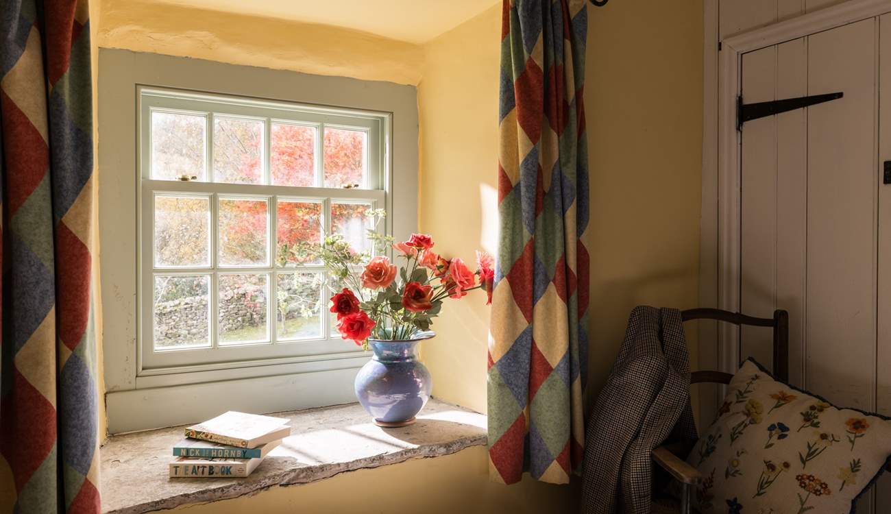 See the sunshine flood in.