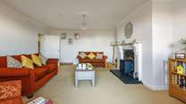 Enjoy a break with friends in this spacious flat.