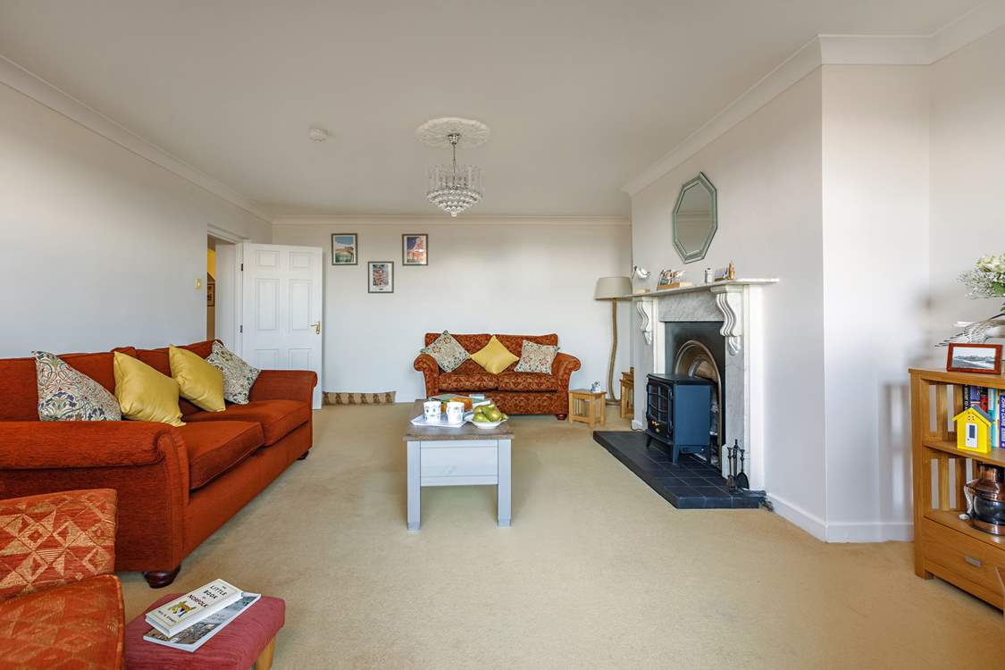 Enjoy a break with friends in this spacious flat.
