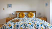 Plenty of space in the main bedroom, enjoy breakfast in bed!