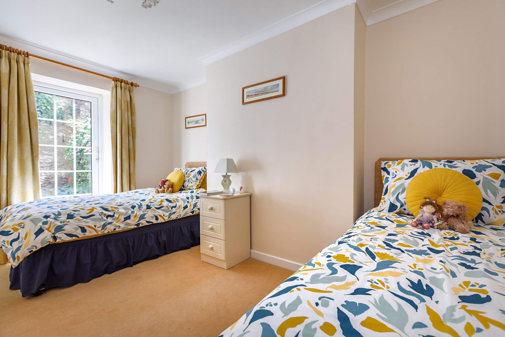 The large twin-room; ideal for adults or children.