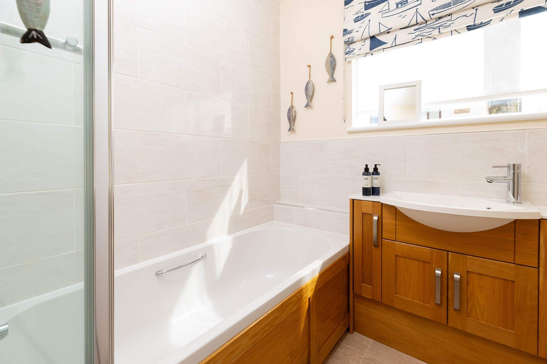 The main family bathroom.