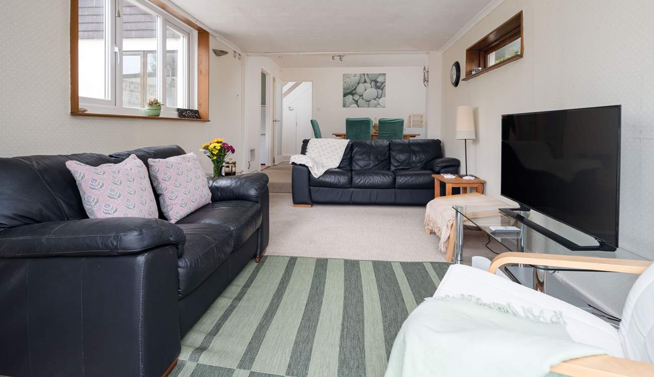 Enjoy a movie together after exploring the nearby coastal path or a day on the beach. 