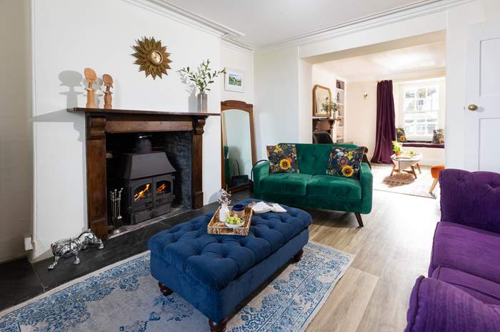Hartland Cottage is a 3 bedroom, dog friendly cottage near the sea in Boscastle, Cornwall.