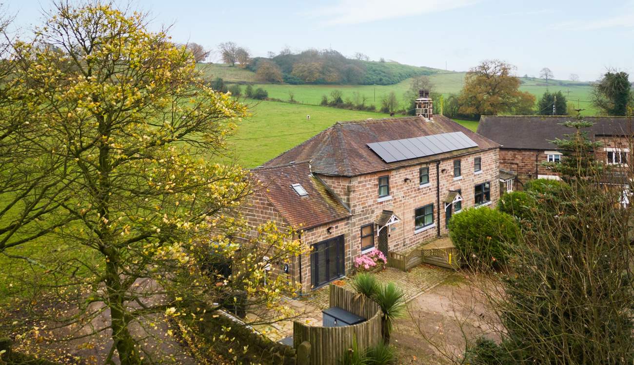 Wetley Abbey Cottage is nestled in the lower Peak District.