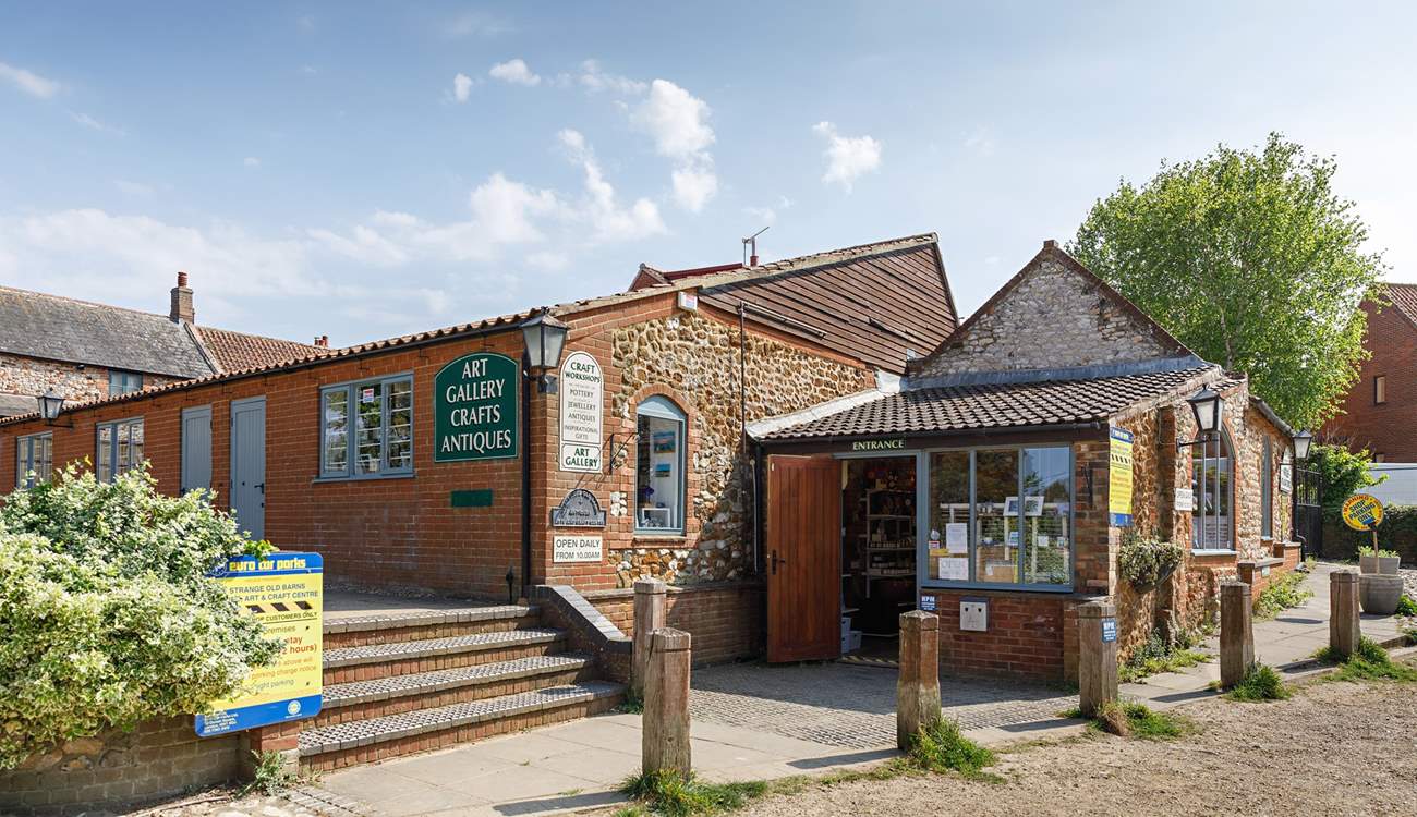 Pop into the local Gallery and discover an array of artwork by local artists, just minutes walk from Sandy Shores.