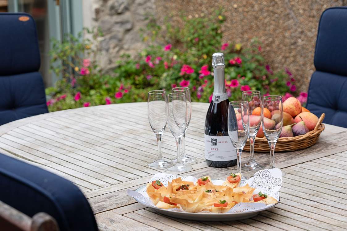A memorable holiday awaits in 5 Green Edge.