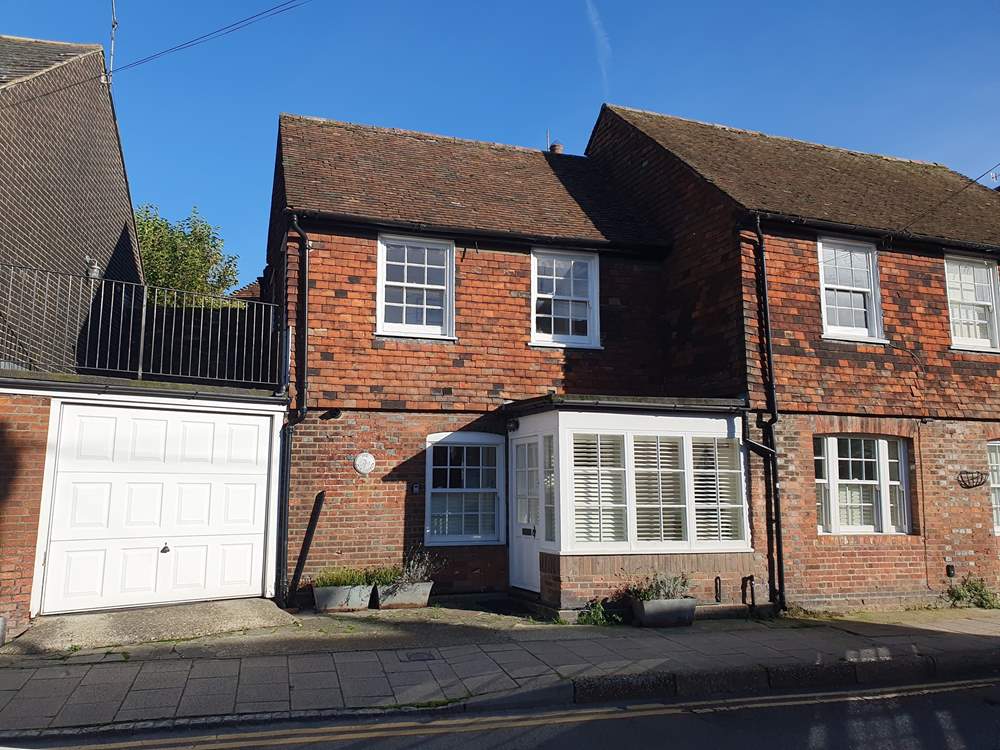 Pump Cottage is situated in the heart of Rye.
