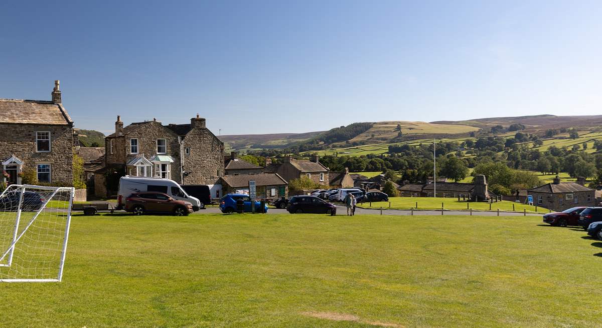 Nearby Reeth has many independent shops, cafes and pubs.