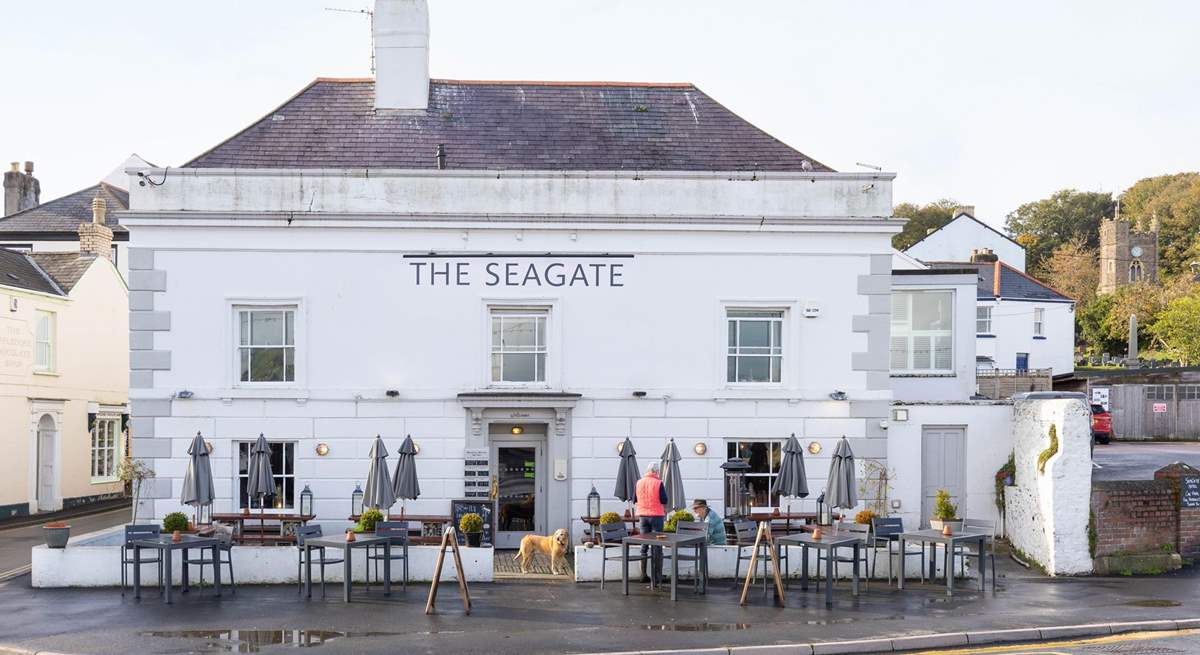 When you have so many pubs on your doorstep you will be spoilt for choice when it comes to pub lunch options.