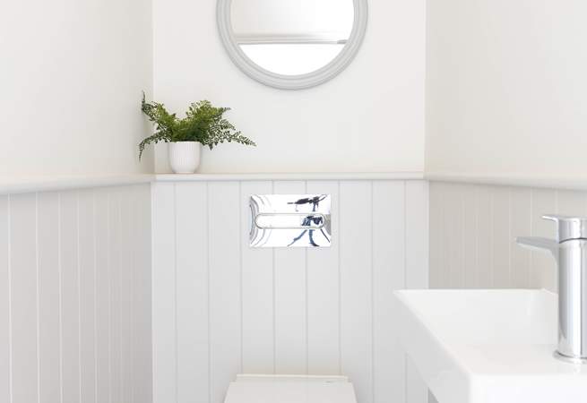 On the first floor you will find a separate WC to the family bathroom. 