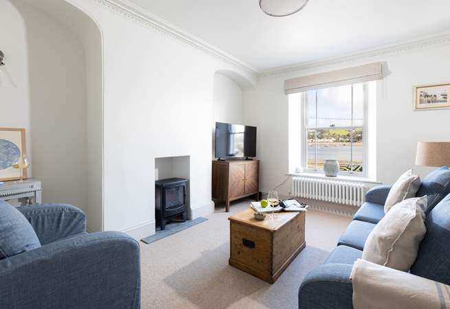 The sitting-room offers the perfect setting to sit back and relax into a holiday by the sea.