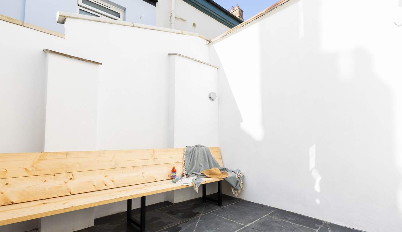 Gather in the courtyard garden for a chilled sundowner whilst the chef rustles up a feast on the barbecue.