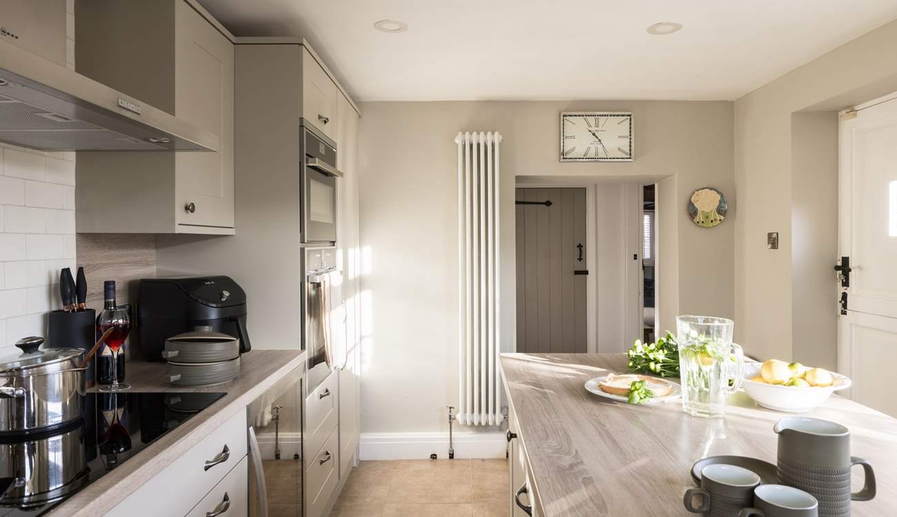 There is everything you need to create delicious meals and show off your chef skills in the lovely kitchen. 