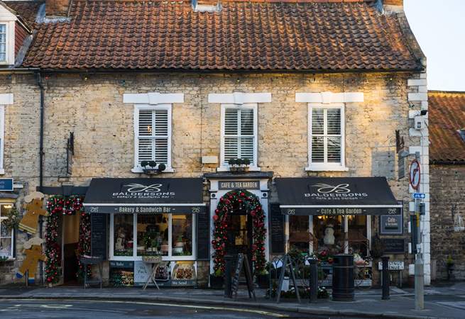 There are plenty of cafes, restaurants and quirky shops for you to explore. 