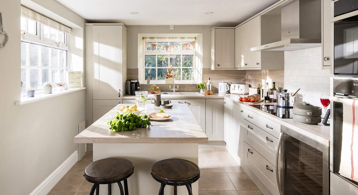 You will love cooking in this gorgeous kitchen. 