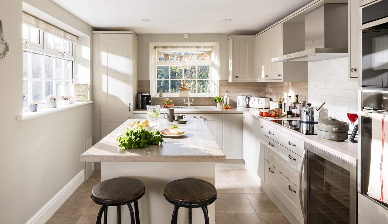 You will love cooking in this gorgeous kitchen. 