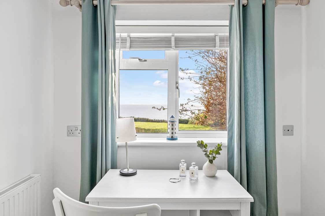 Come and enjoy a well deserved break at this coastal retreat.