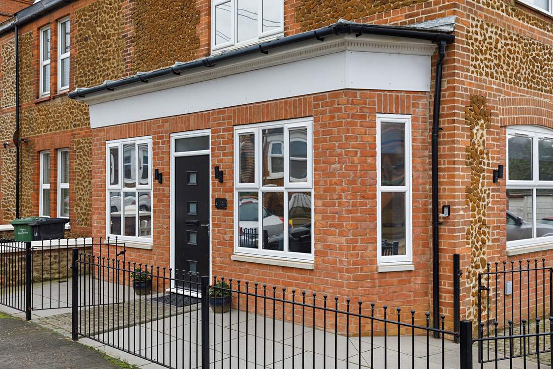 The Old Bakery is in the heart of Hunstanton, perfect for exploring the west coast of Norfolk.